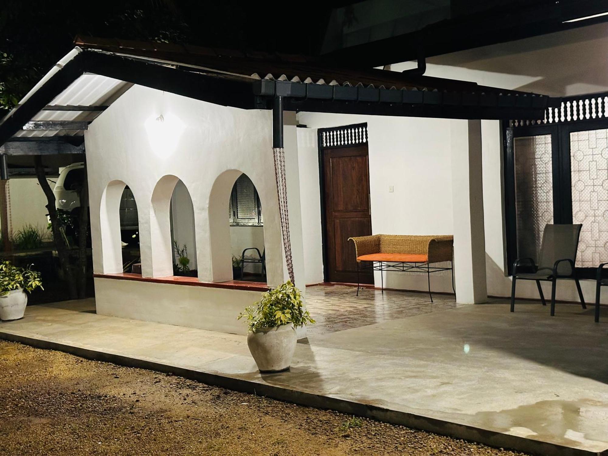 Leisure Villa Anuradhapura Exterior foto